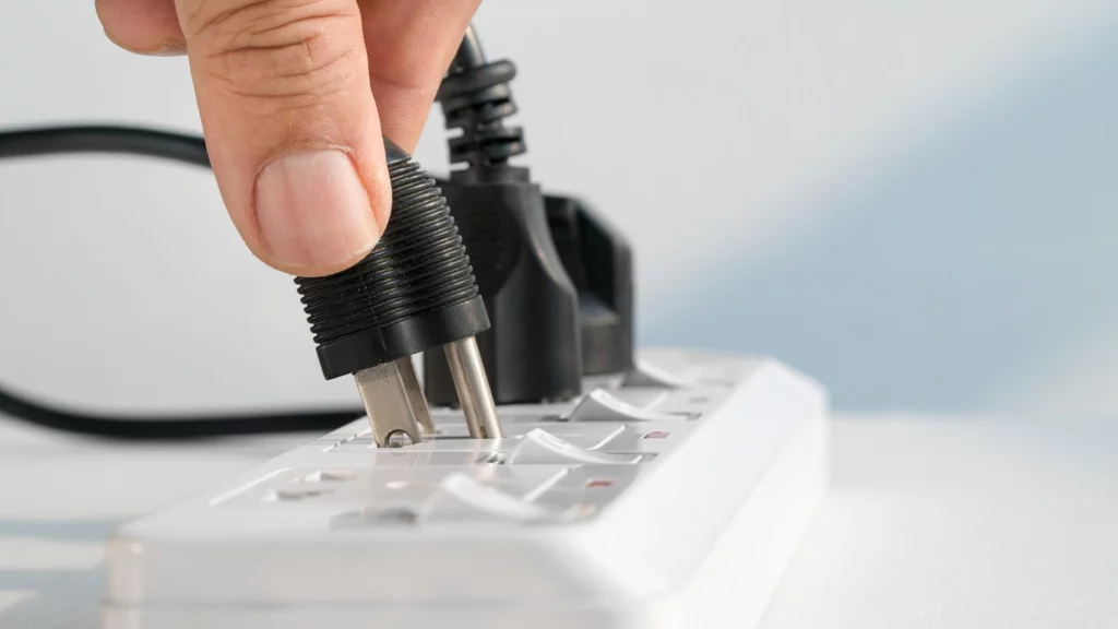 Have you checked to see if your outlet or electricity is faulty?